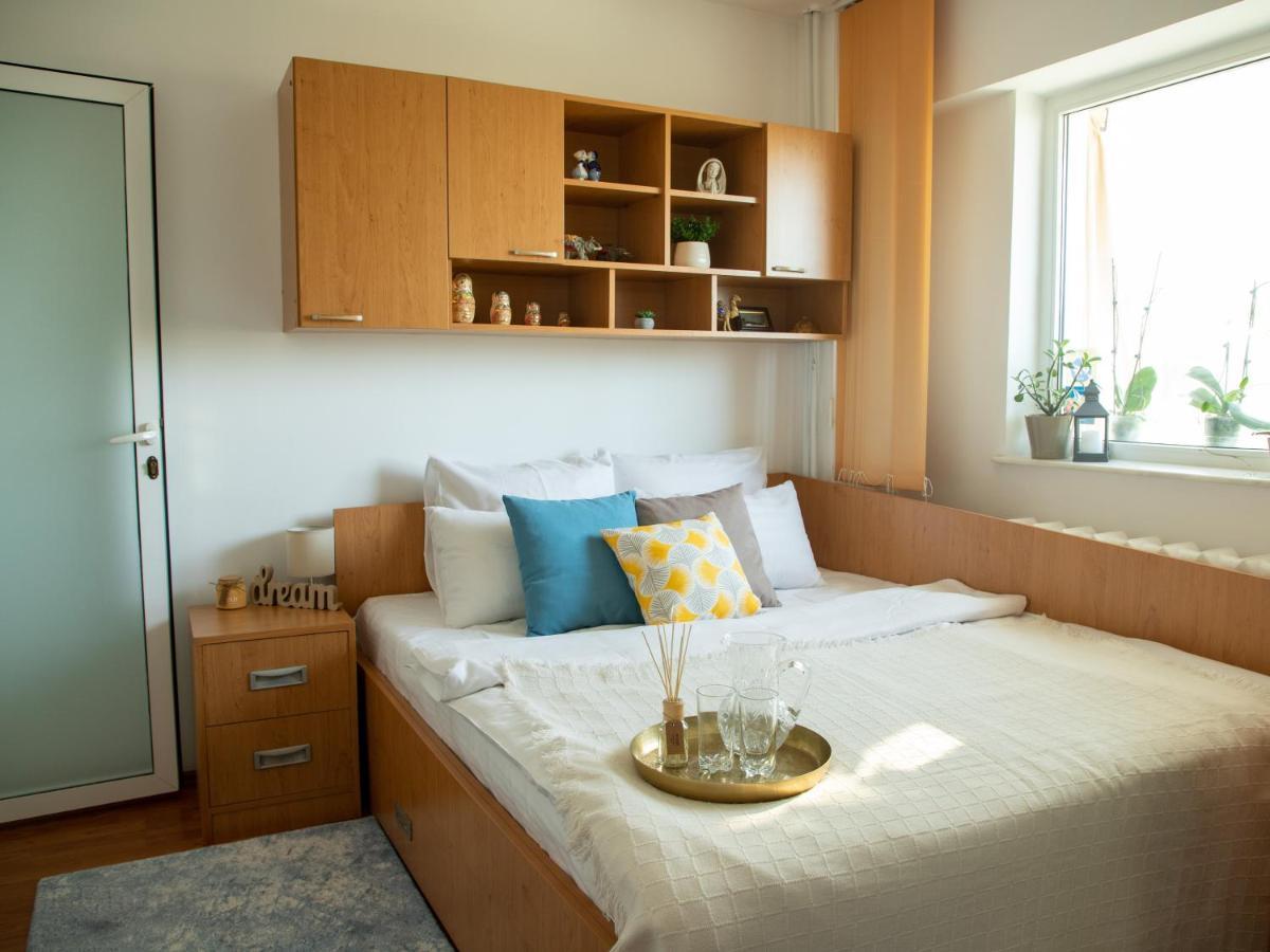 Marin Apartment Κονστάντζα Εξωτερικό φωτογραφία